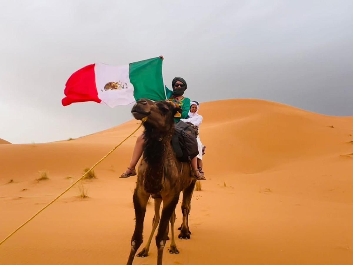 Desert Camel Trekking Camp Merzouga Eksteriør bilde