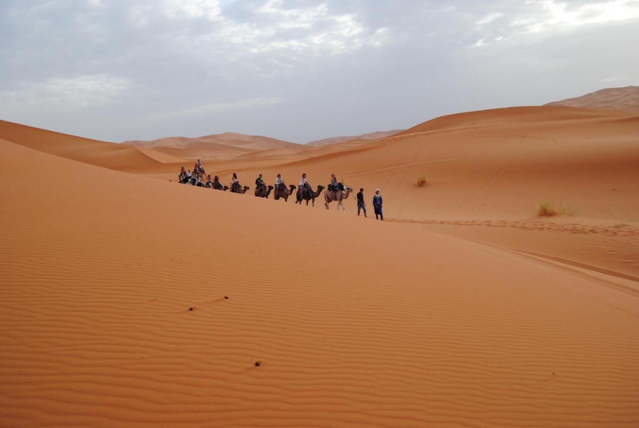 Desert Camel Trekking Camp Merzouga Eksteriør bilde